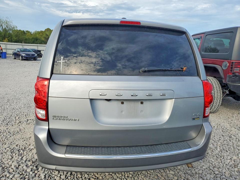 68795876 :رقم المزاد ، 2C4RDGEG4FR598196 vin ، 2015 Dodge Grand Caravan مزاد بيع