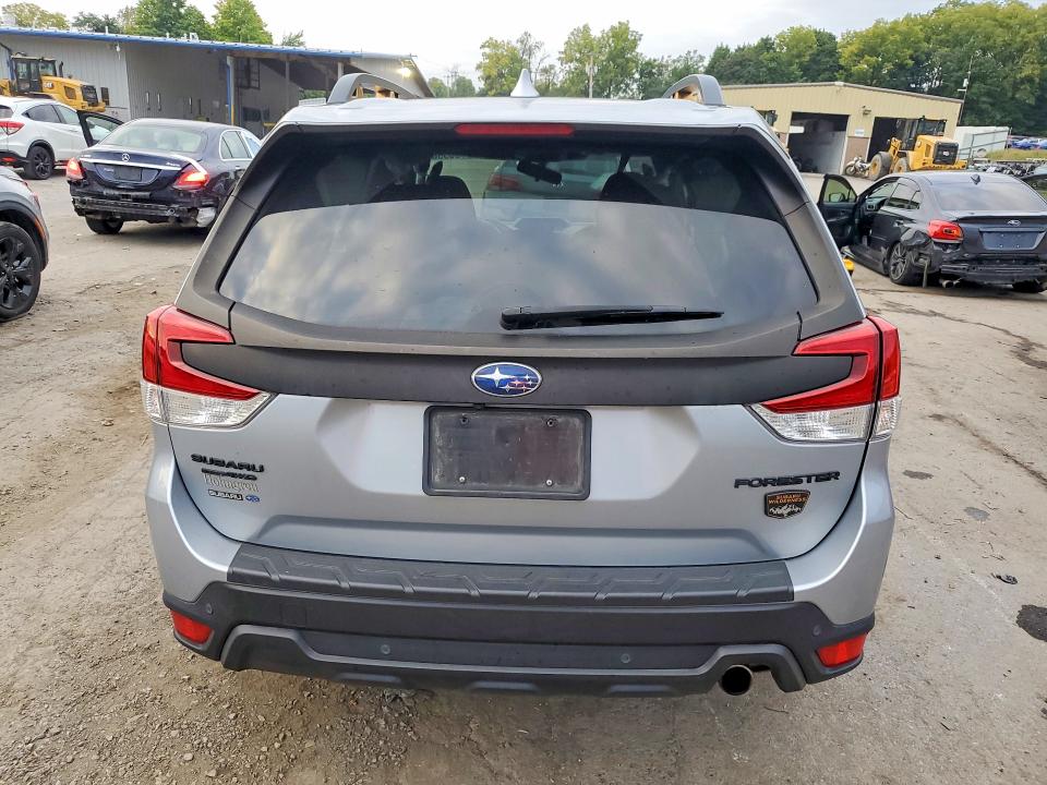 Продаж на аукціоні авто 2022 Subaru Forester, vin: JF2SKAMC8NH520275, номер лоту: 69186936