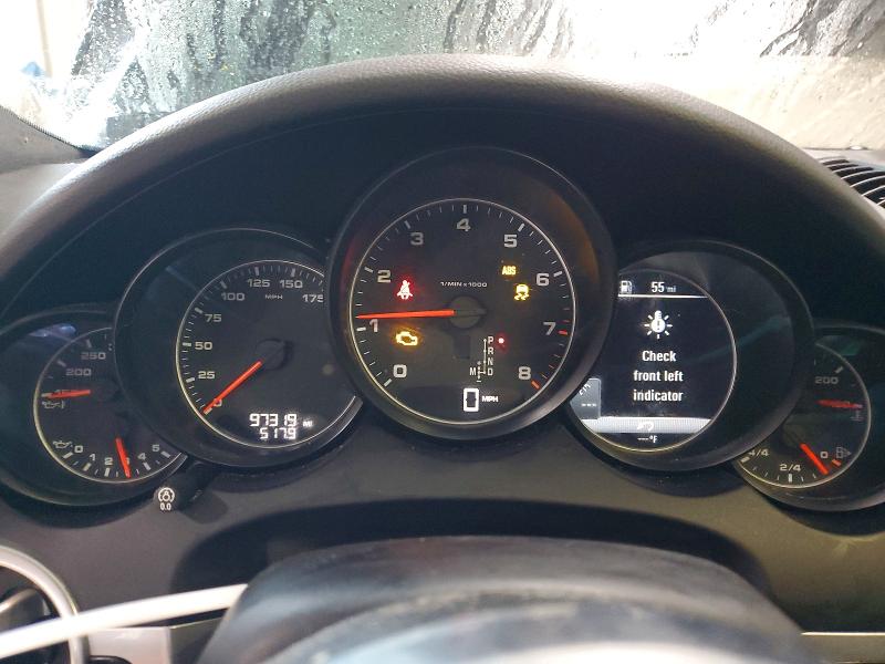 68798686 :رقم المزاد ، WP1AA2A28JKA02371 vin ، 2018 Porsche Cayenne مزاد بيع