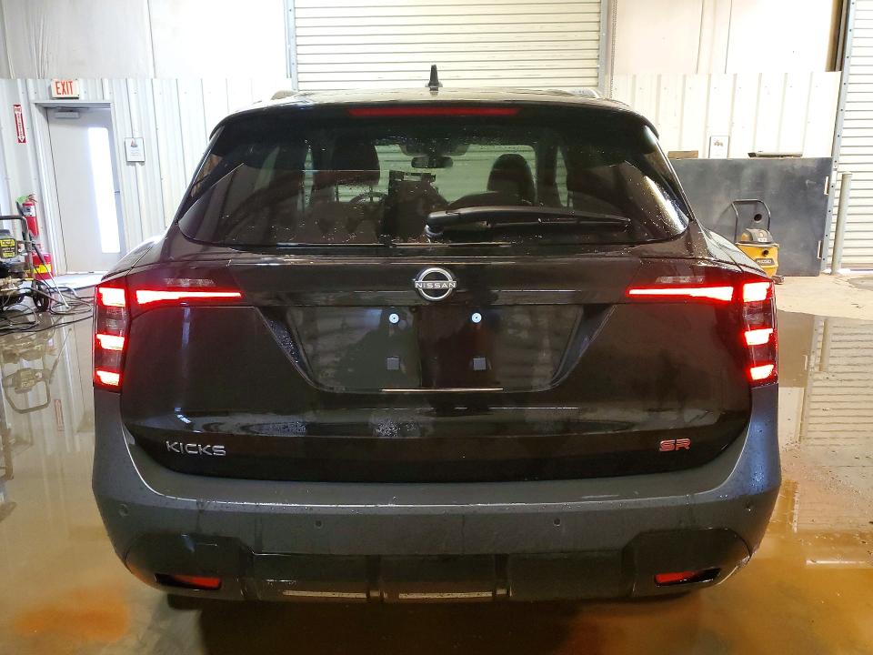 70525426 :رقم المزاد ، 3N8AP6DA7TL383064 vin ، 2026 Nissan Kicks مزاد بيع