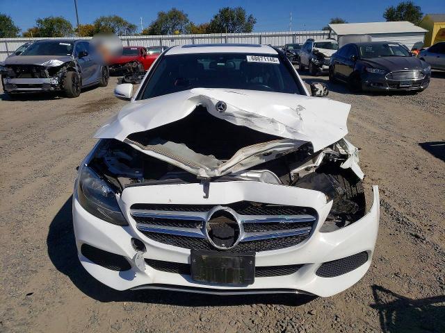 2018 Mercedes-benz C მანქანა იყიდება აუქციონზე, vin: 55SWF4JB1JU252566, აუქციონის ნომერი: 68671146