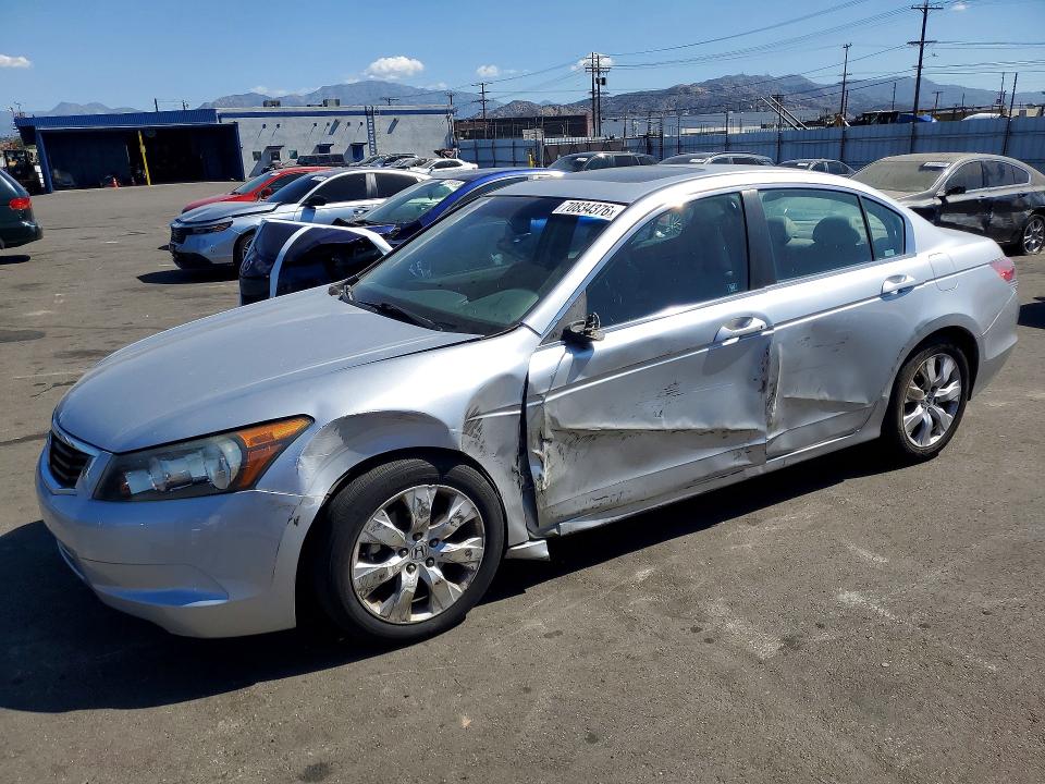 2008 Honda Accord მანქანა იყიდება აუქციონზე, vin: 1HGCP26808A035873, აუქციონის ნომერი: 70834376