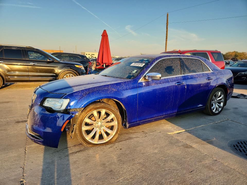 70191576 :رقم المزاد ، 2C3CCAAG5JH294101 vin ، 2018 Chrysler 300 مزاد بيع