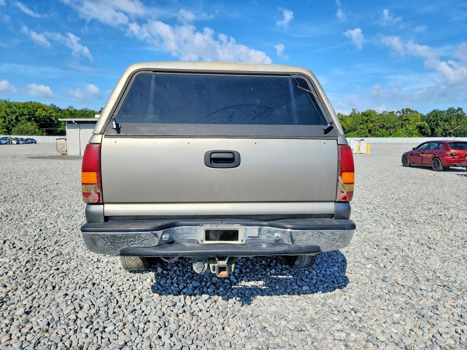 2000 Gmc New Sierra მანქანა იყიდება აუქციონზე, vin: 1GTGC29U5YE410413, აუქციონის ნომერი: 69628196