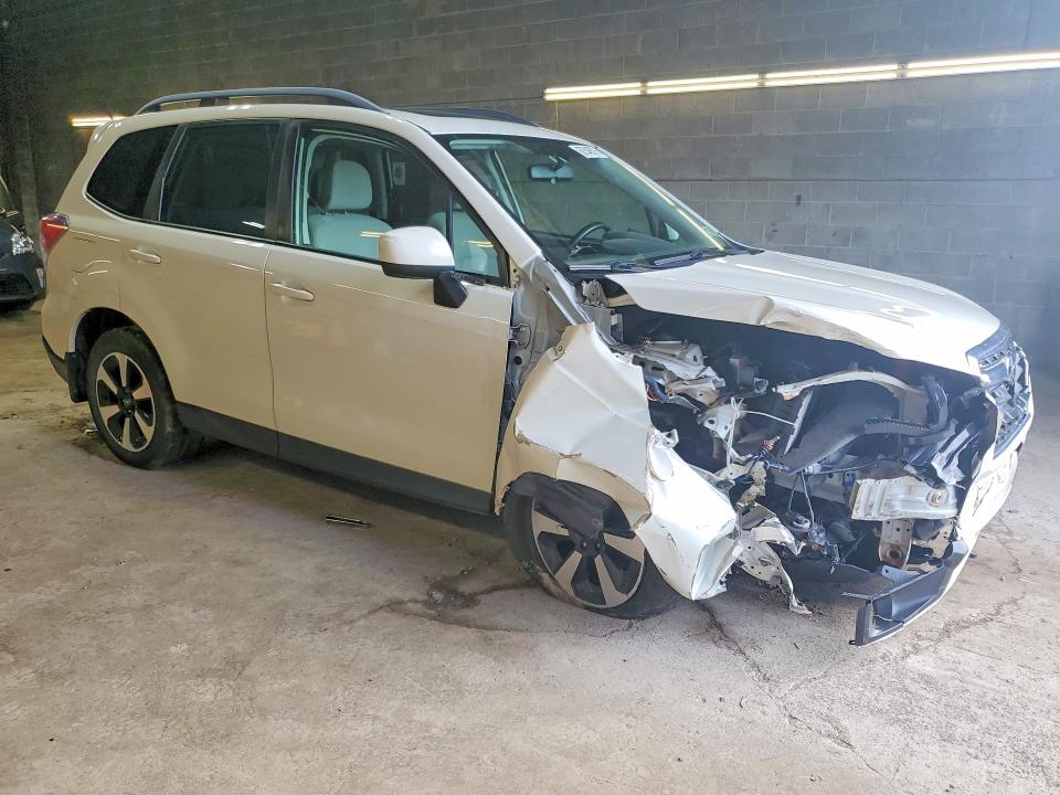 Продаж на аукціоні авто 2018 Subaru Forester, vin: JF2SJAEC5JH532816, номер лоту: 67548576