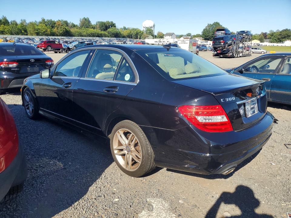 68695106 :رقم المزاد ، WDDGF8AB1DR278666 vin ، 2013 Mercedes-benz C مزاد بيع