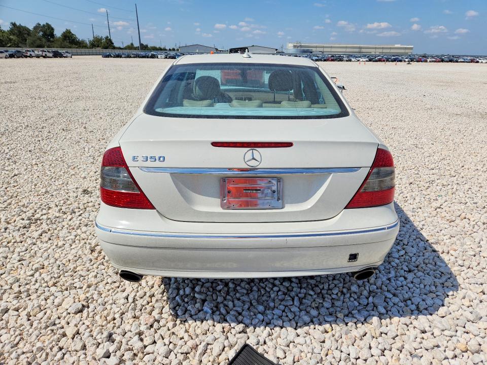 2008 Mercedes-benz E მანქანა იყიდება აუქციონზე, vin: WDBUF56X48B283163, აუქციონის ნომერი: 70651126