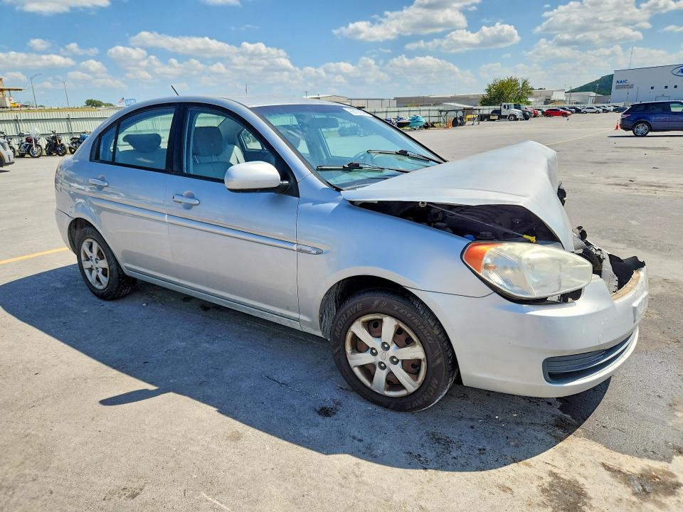 68182146 :رقم المزاد ، KMHCN4AC7BU611990 vin ، 2011 Hyundai Accent مزاد بيع