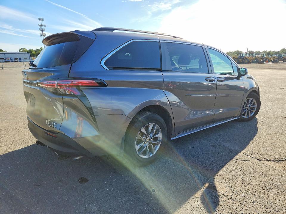 Aukcja sprzedaży 2022 Toyota Sienna, vin: 5TDKRKEC4NS078783, numer aukcji: 70329066