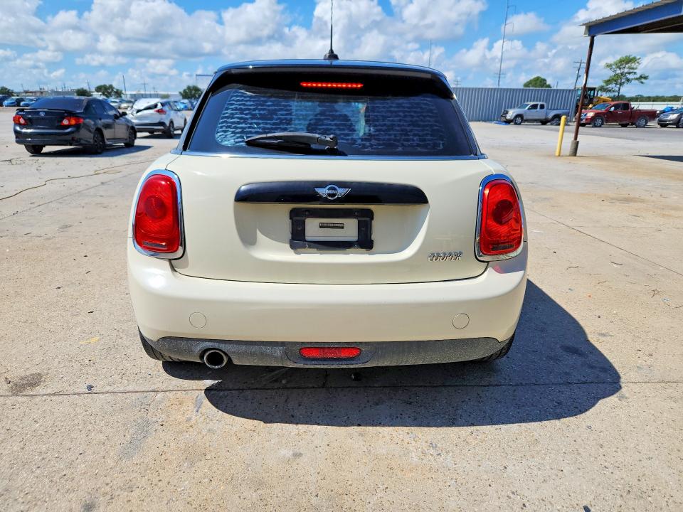 Продаж на аукціоні авто 2016 Mini Cooper, vin: WMWXU1C51G2D12469, номер лоту: 66848456