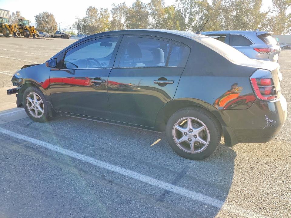 70838136 :رقم المزاد ، 3N1AB61E48L724142 vin ، 2008 Nissan Sentra مزاد بيع