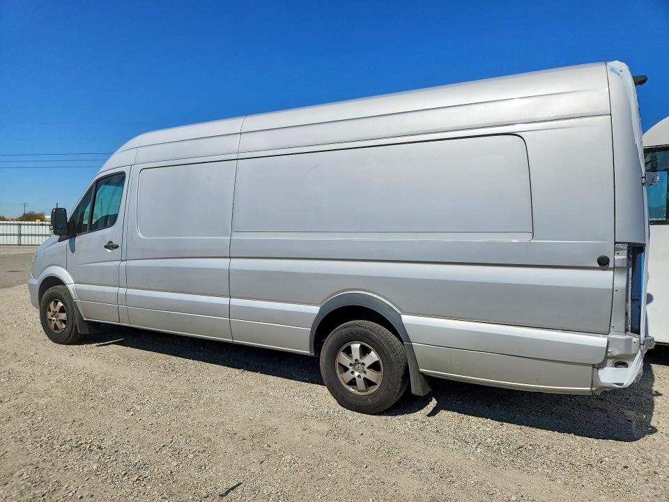 67446886 :رقم المزاد ، WD3PE8CD3GP347119 vin ، 2016 Mercedes-benz Sprinter مزاد بيع