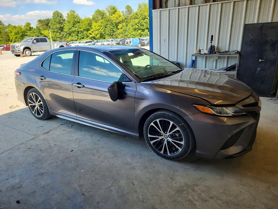 2020 Toyota Camry მანქანა იყიდება აუქციონზე, vin: 4T1G11AK3LU955188, აუქციონის ნომერი: 68285876