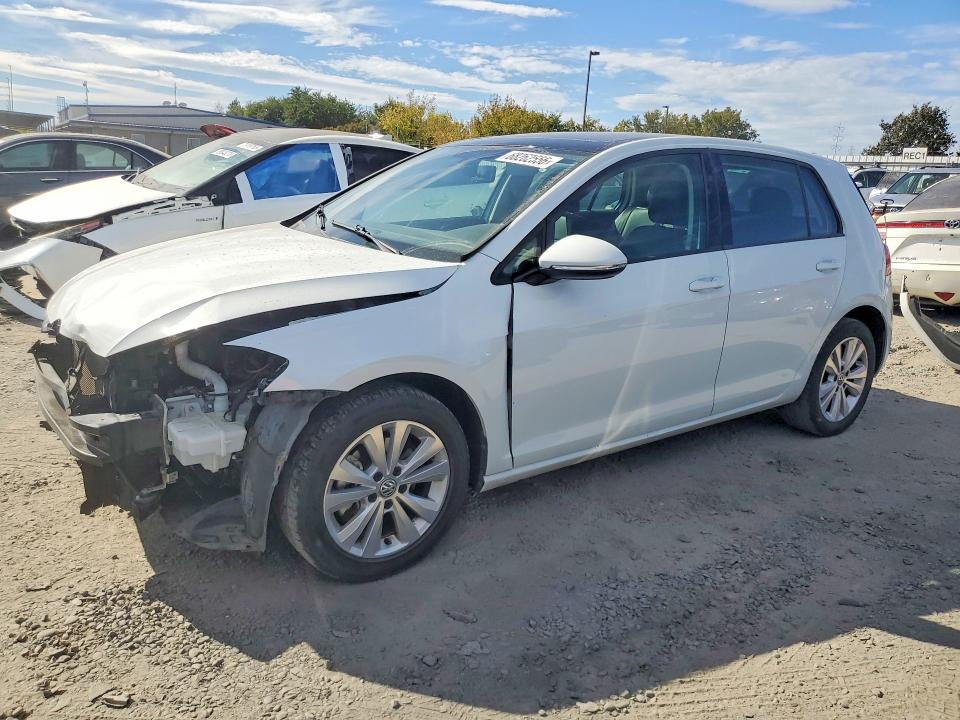 68262556 :رقم المزاد ، 3VWG57AU4MM001324 vin ، 2021 Volkswagen Golf مزاد بيع