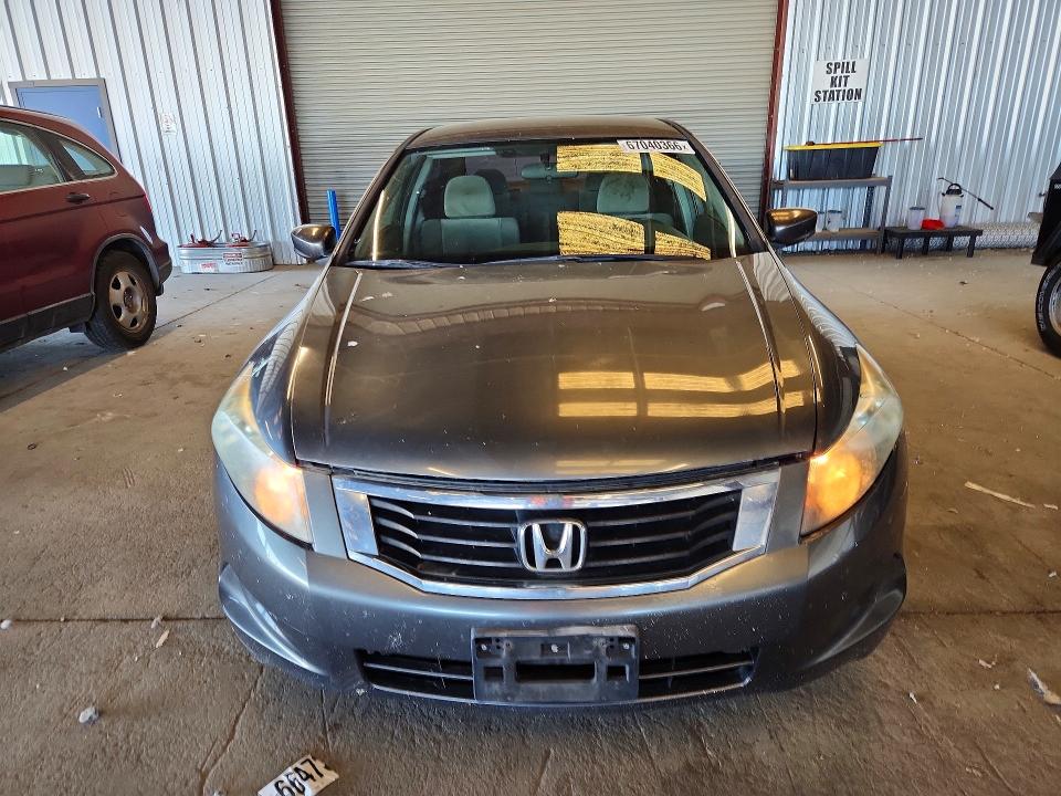 Продаж на аукціоні авто 2010 Honda Accord, vin: 1HGCP2F33AA187138, номер лоту: 67040366
