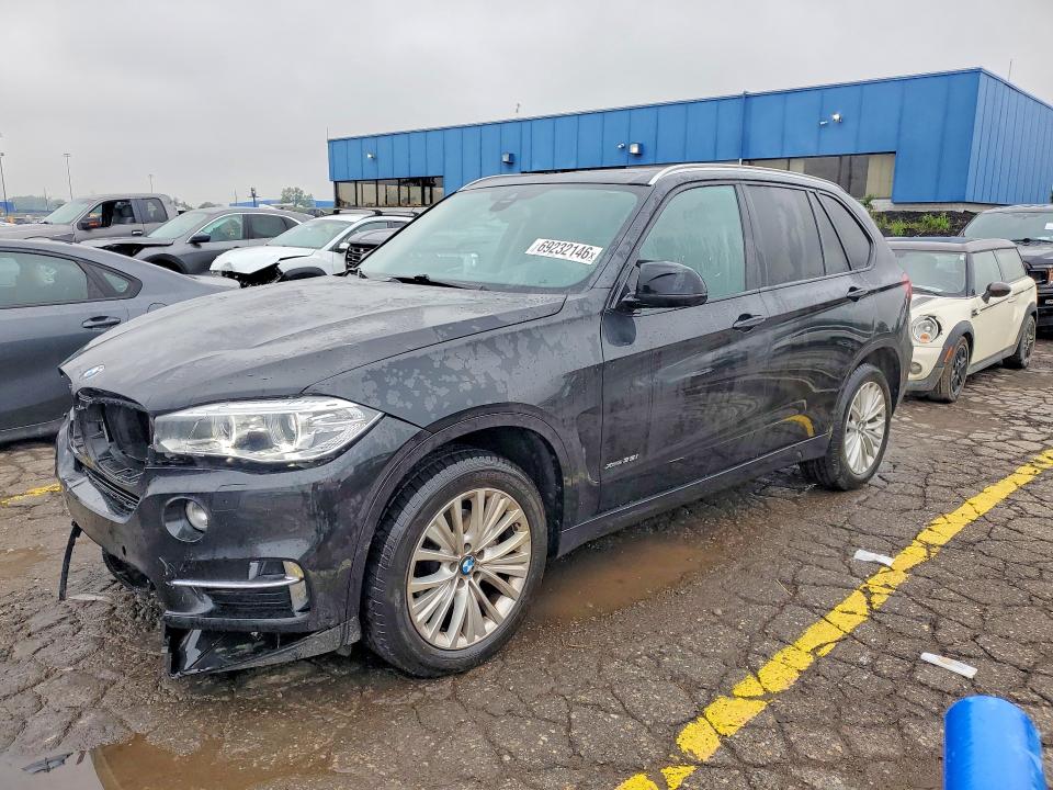69232146 :رقم المزاد ، 5UXKR0C57G0S90204 vin ، 2016 Bmw X5 مزاد بيع