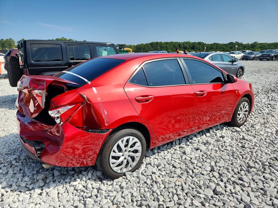 2017 Toyota Corolla მანქანა იყიდება აუქციონზე, vin: 5YFBURHEXHP678497, აუქციონის ნომერი: 69534076