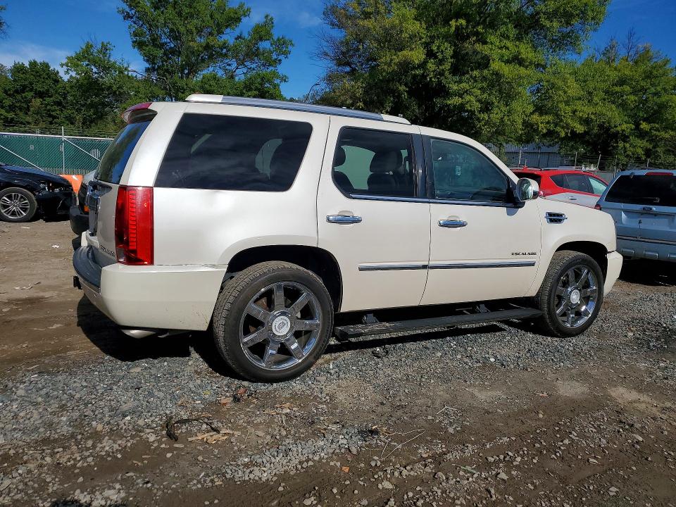 70269356 :رقم المزاد ، 1GYS4BEF7DR243175 vin ، 2013 Cadillac Escalade مزاد بيع