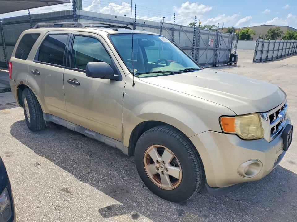 Продажа на аукционе авто 2010 Ford Escape, vin: 1FMCU9DG5AKB81322, номер лота: 69187696