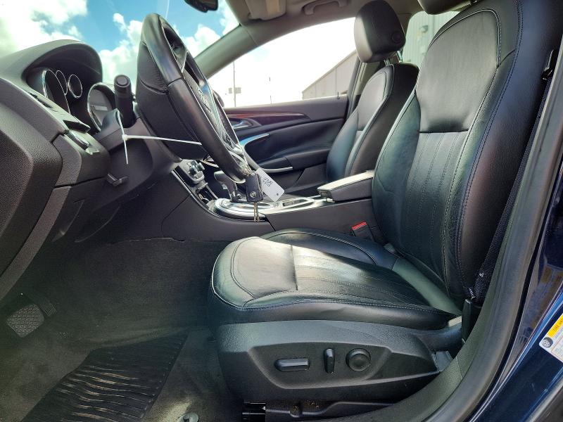 67247716 :رقم المزاد ، 2G4GN5EC1B9196356 vin ، 2011 Buick Regal مزاد بيع