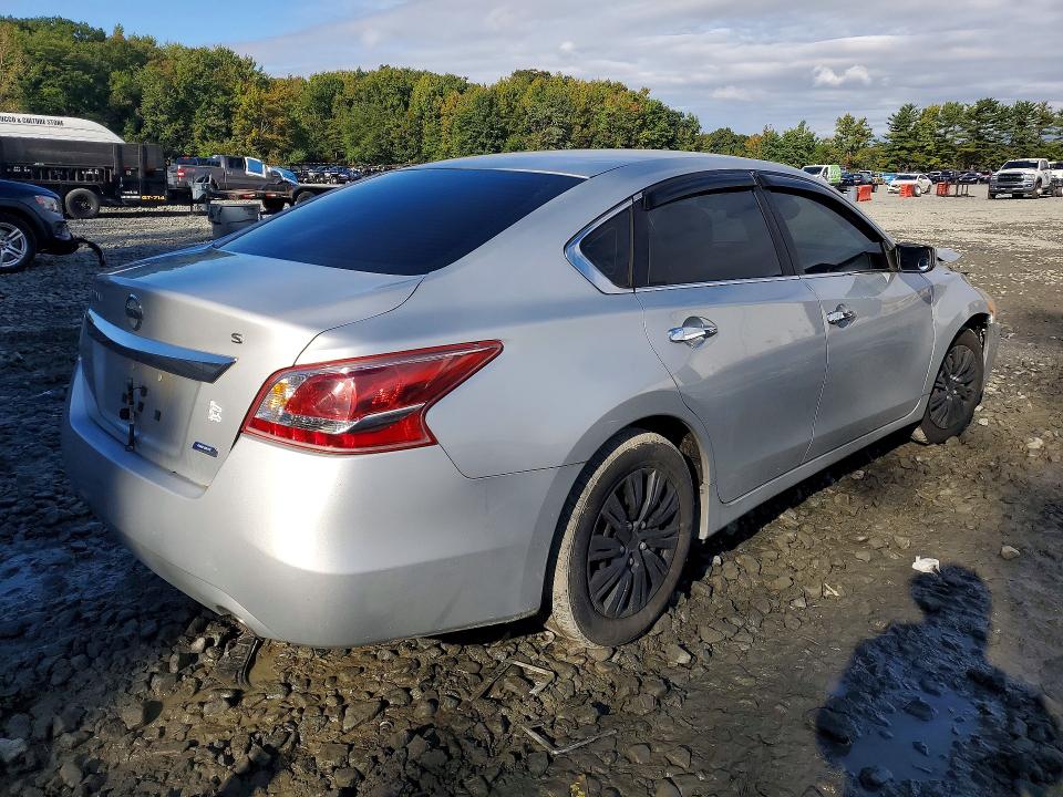 2013 Nissan Altima მანქანა იყიდება აუქციონზე, vin: 1N4AL3AP8DC169864, აუქციონის ნომერი: 70336586