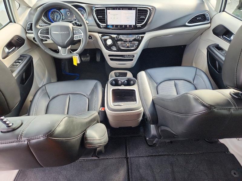 70539156 :رقم المزاد ، 2C4RC1BG0RR179870 vin ، 2024 Chrysler Pacifica مزاد بيع