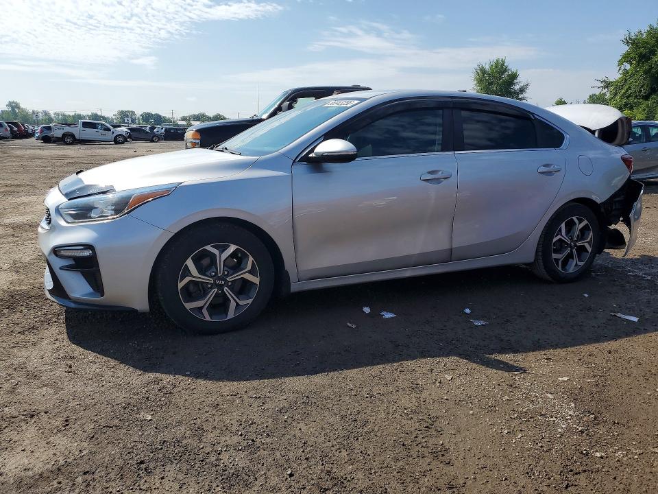 2019 Kia Forte მანქანა იყიდება აუქციონზე, vin: 3KPF54AD9KE082390, აუქციონის ნომერი: 66943256