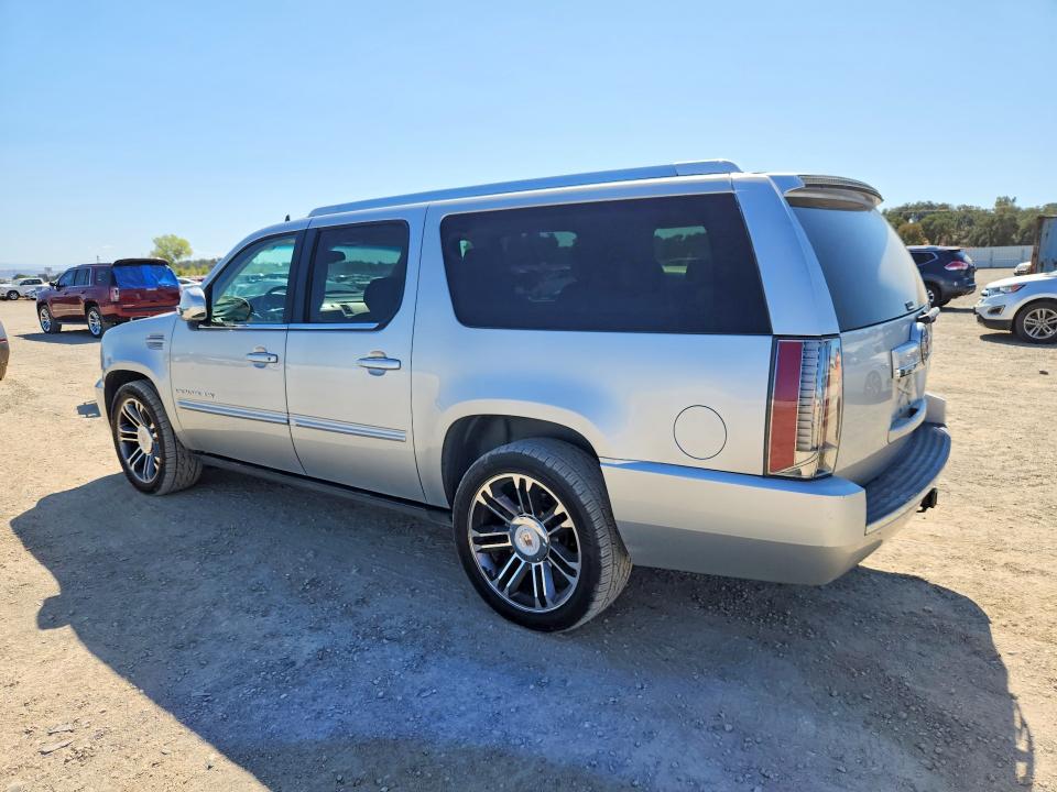 2013 Cadillac Escalade მანქანა იყიდება აუქციონზე, vin: 1GYS4JEF4DR200598, აუქციონის ნომერი: 65962186