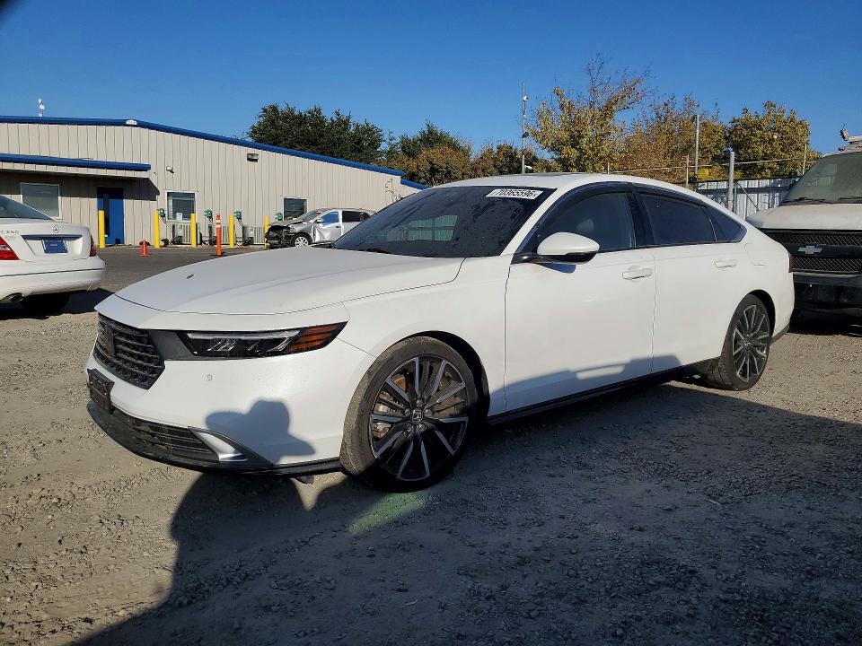 2024 Honda Accord მანქანა იყიდება აუქციონზე, vin: 1HGCY2F83RA015695, აუქციონის ნომერი: 70365596