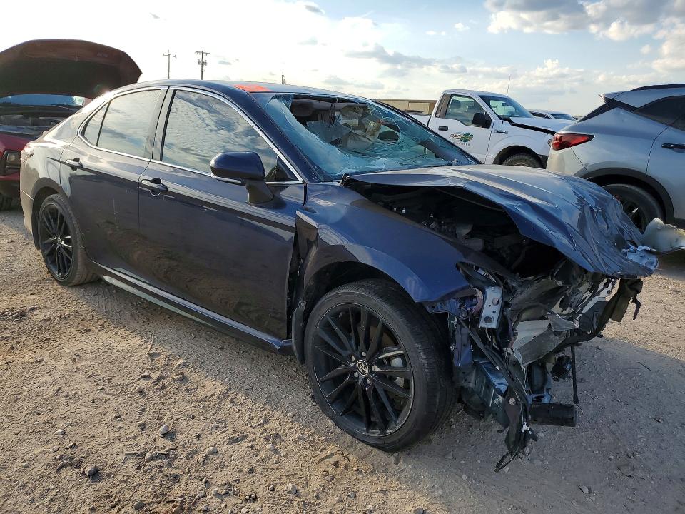 Продажа на аукционе авто 2021 Toyota Camry, vin: 4T1K61AK3MU492319, номер лота: 70703906
