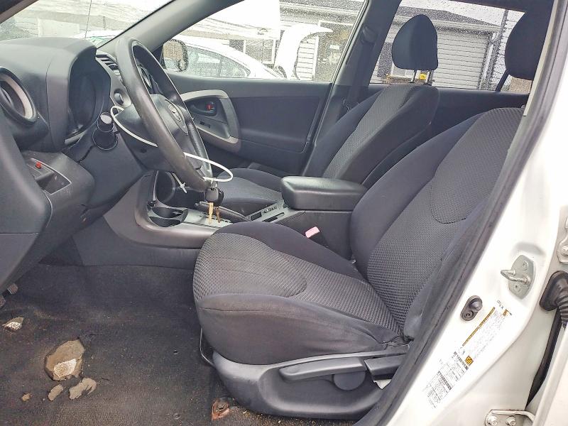70180206 :رقم المزاد ، JTMBD32V166001817 vin ، 2006 Toyota Rav4 مزاد بيع