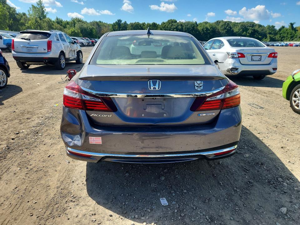 Продажа на аукционе авто 2017 Honda Accord, vin: JHMCR6F5XHC020077, номер лота: 67667346
