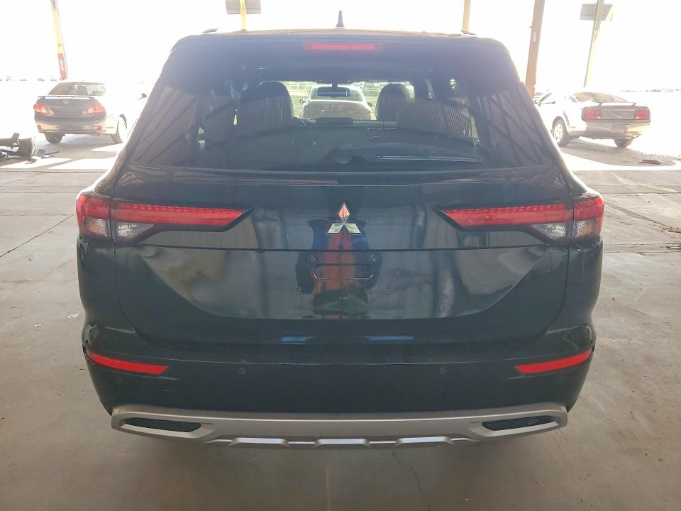 69761206 :رقم المزاد ، JA4J4VA80NZ026475 vin ، 2022 Mitsubishi Outlander مزاد بيع