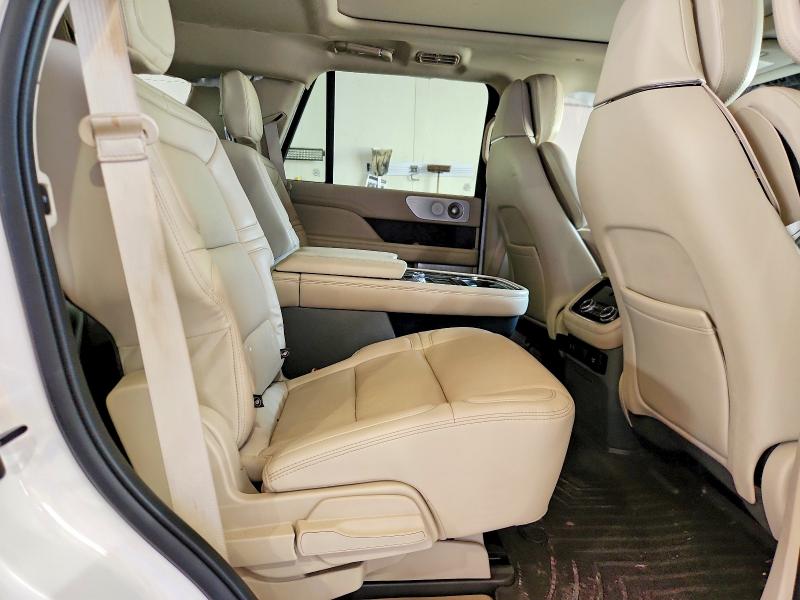 Продажа на аукционе авто 2020 Lincoln Navigator, vin: 5LMJJ2LT4LEL04807, номер лота: 68216276