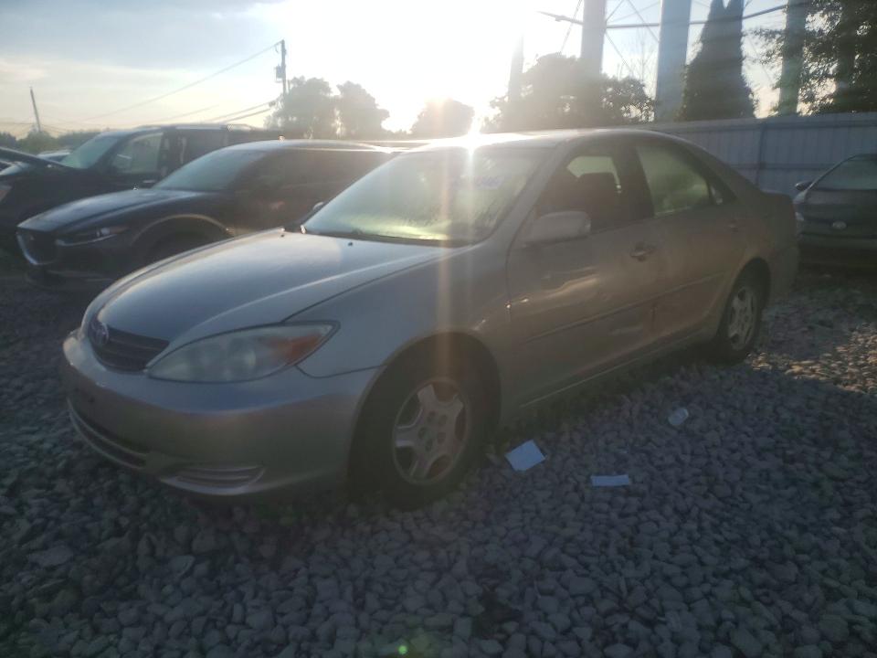2002 Toyota Camry მანქანა იყიდება აუქციონზე, vin: 4T1BF32K72U506357, აუქციონის ნომერი: 68034346