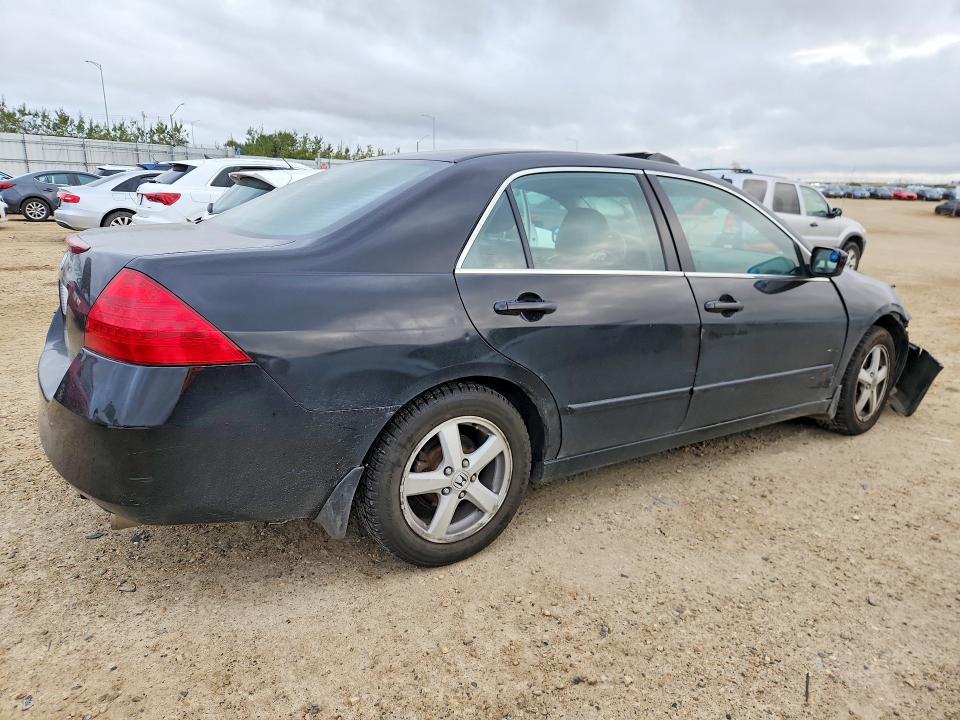 68373656 :رقم المزاد ، 1HGCM56727A808178 vin ، 2007 Honda Accord مزاد بيع