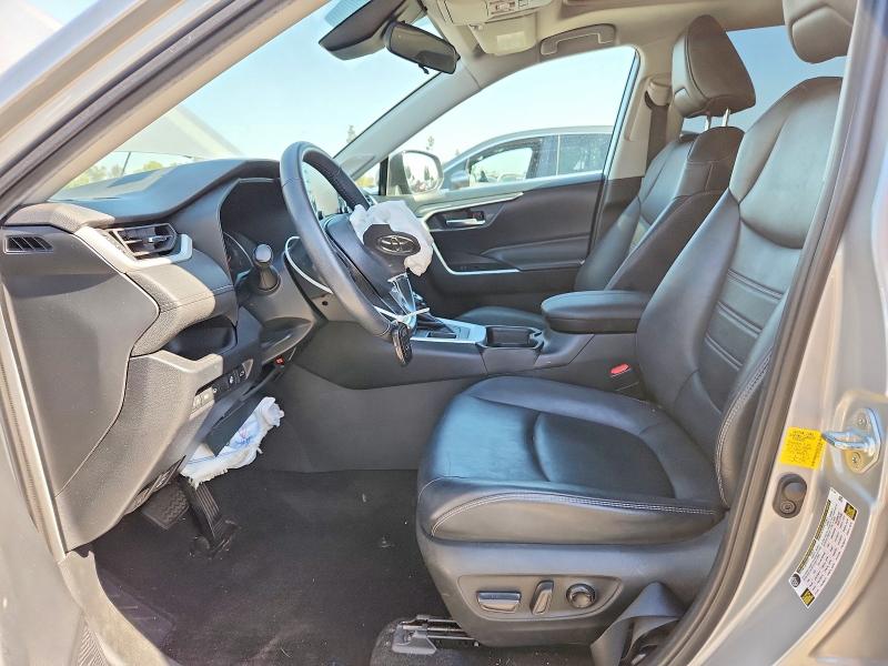 68622076 :رقم المزاد ، 2T3C1RFV9LW083901 vin ، 2020 Toyota Rav4 مزاد بيع
