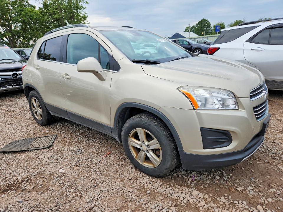 69620886 :رقم المزاد ، 3GNCJPSB5GL116252 vin ، 2016 Chevrolet Trax مزاد بيع