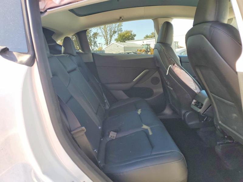 2025 Tesla Model Y მანქანა იყიდება აუქციონზე, vin: 7SAYGDEE9SF217032, აუქციონის ნომერი: 69759266
