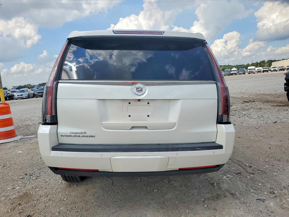 2015 Cadillac Escalade მანქანა იყიდება აუქციონზე, vin: 1GYS3HKJ4FR194762, აუქციონის ნომერი: 66636956