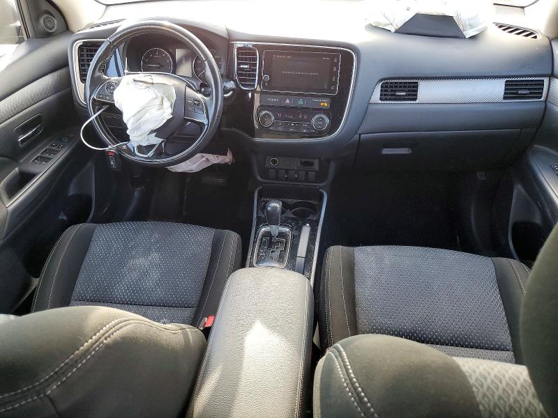 70365016 :رقم المزاد ، JA4AD3A38JZ069626 vin ، 2018 Mitsubishi Outlander مزاد بيع