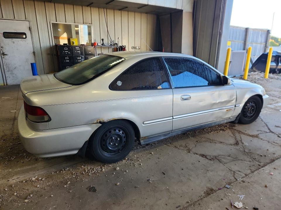 70903676 :رقم المزاد ، 1HGEJ8245TL010402 vin ، 1996 Honda Civic مزاد بيع
