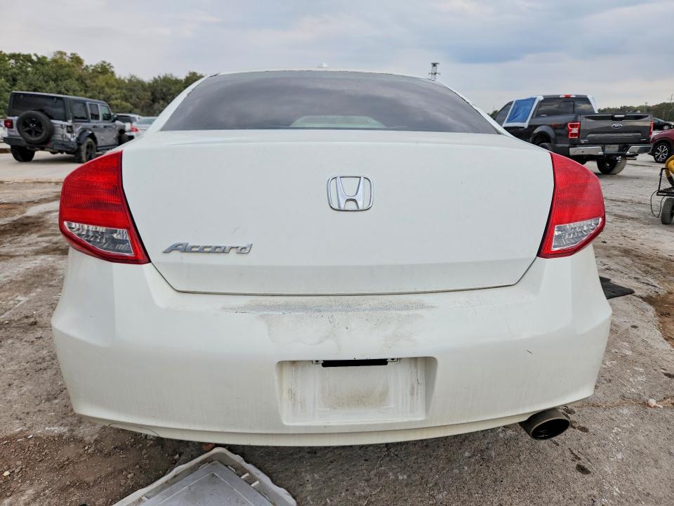 Aukcja sprzedaży 2011 Honda Accord, vin: 1HGCS1B85BA010389, numer aukcji: 70342926