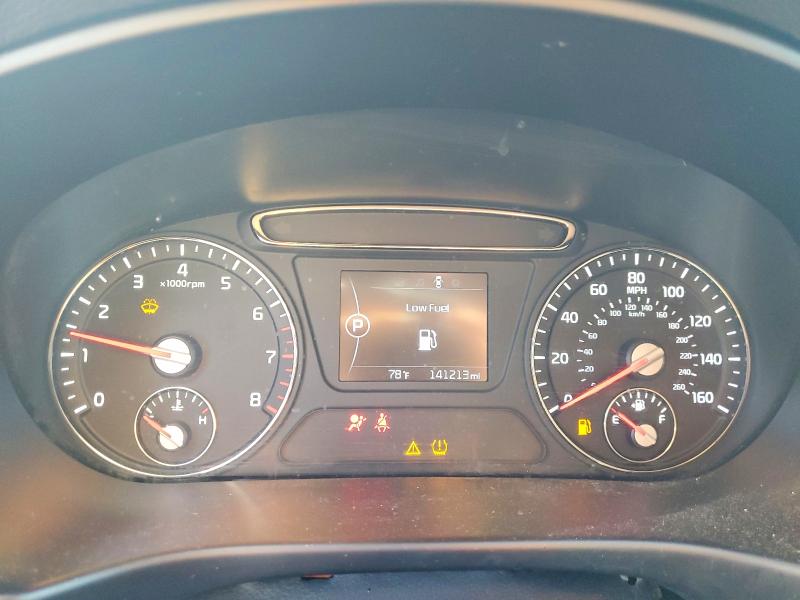 70076856 :رقم المزاد ، 5XYPG4A52HG217941 vin ، 2017 Kia Sorento مزاد بيع
