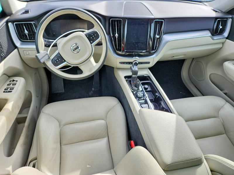 68212136 :رقم المزاد ، LYV102RKXJB113916 vin ، 2018 Volvo Xc60 مزاد بيع