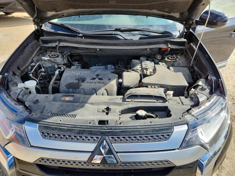 70076226 :رقم المزاد ، JA4AZ2A3XLZ611260 vin ، 2020 Mitsubishi Outlander مزاد بيع