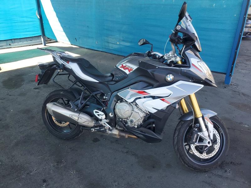 Продаж на аукціоні авто 2016 Bmw S 1000, vin: WB10D1307GZ463178, номер лоту: 69638956
