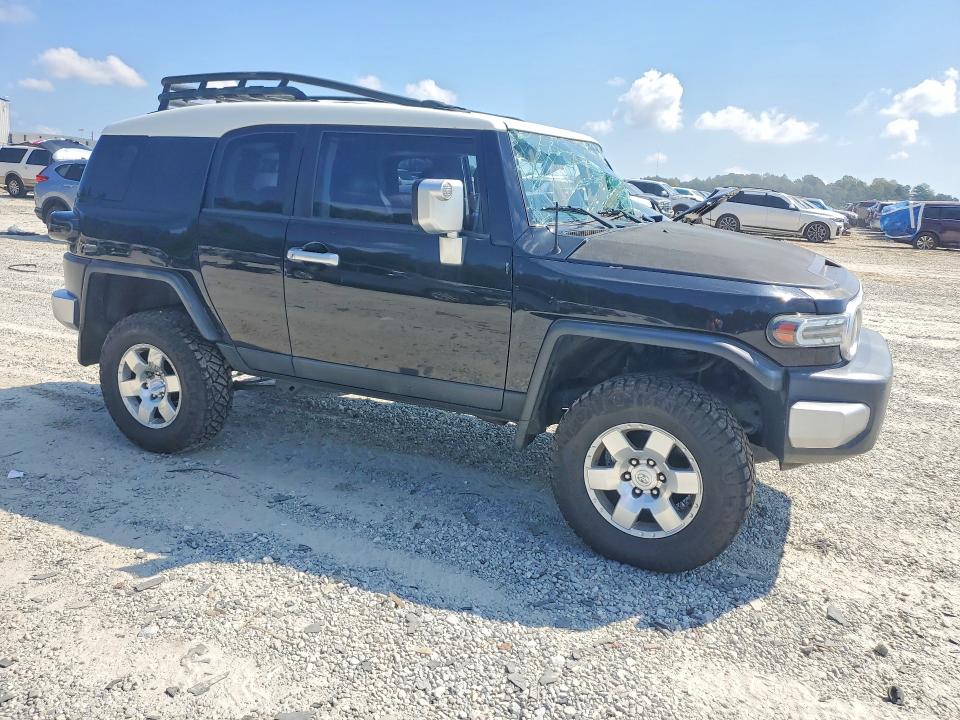 69292716 :رقم المزاد ، JTEBU11F070081190 vin ، 2007 Toyota Fj Cruiser مزاد بيع