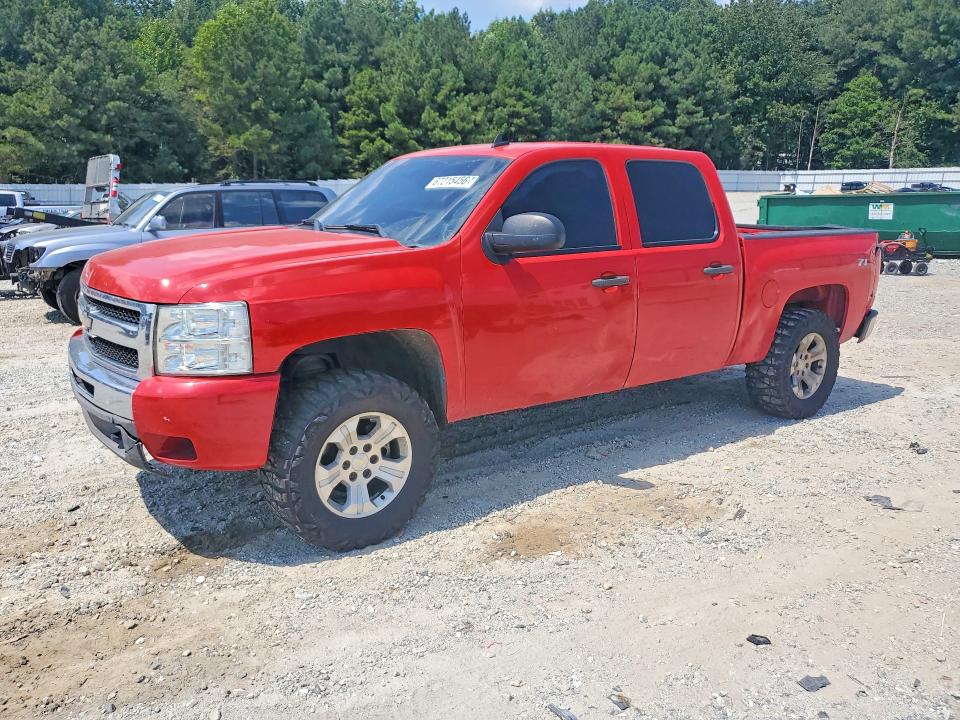 67215456 :رقم المزاد ، 3GCPCSE08BG333040 vin ، 2011 Chevrolet Silverado مزاد بيع