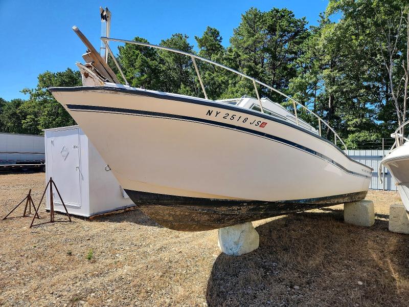 67493086 :رقم المزاد ، NTLCV233B787 vin ، 1987 Grady White Boat 255 Sailfish مزاد بيع
